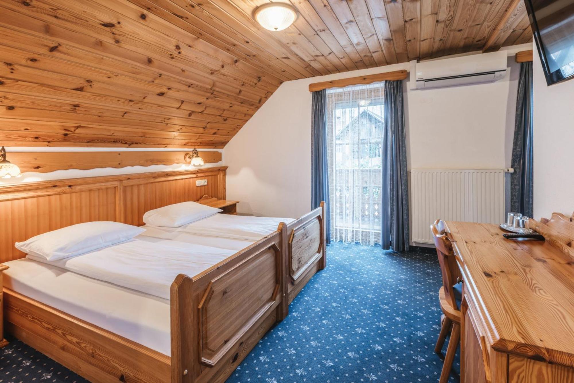 Garni Hotel Berc Bled Bagian luar foto