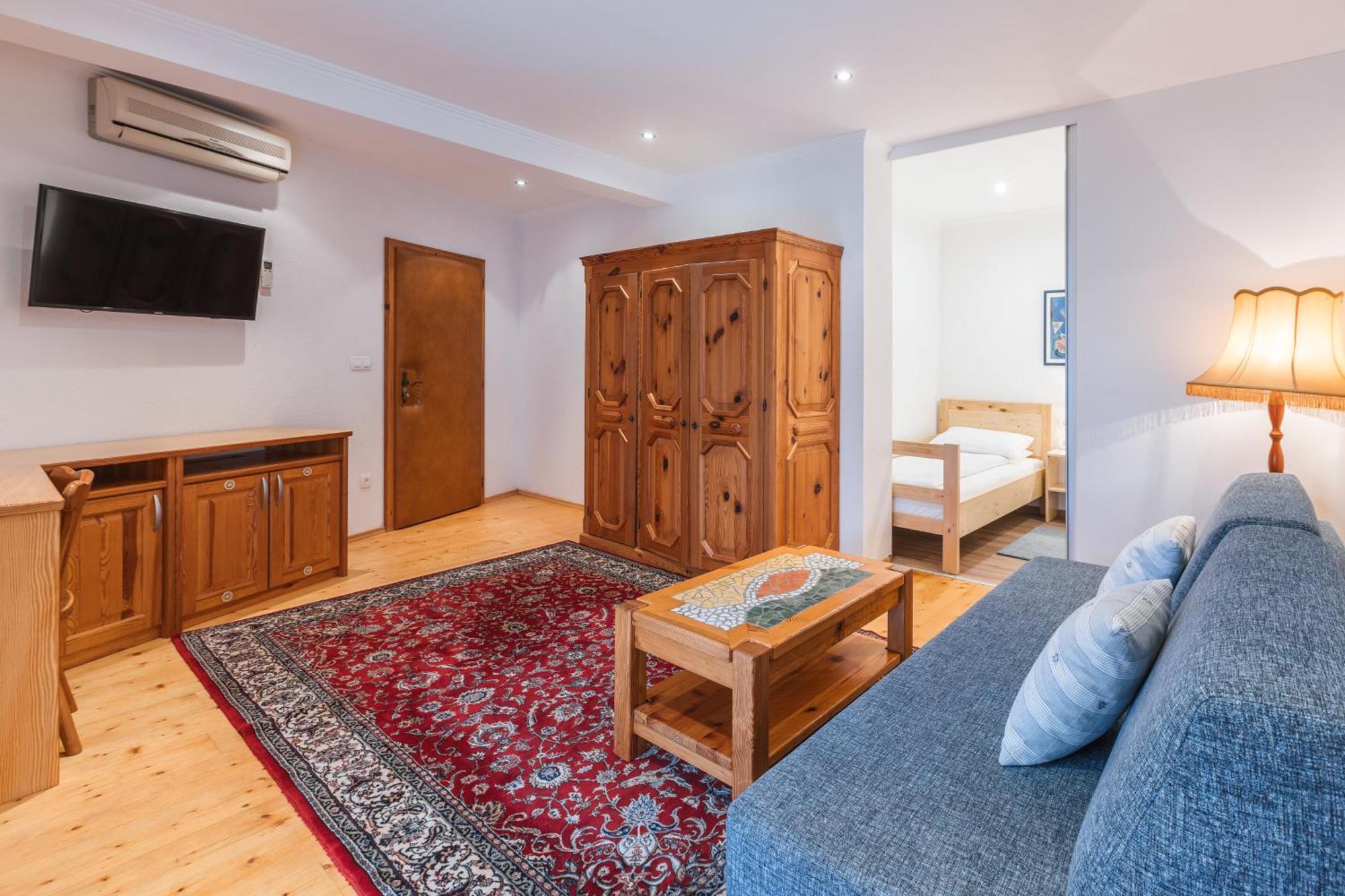 Garni Hotel Berc Bled Bagian luar foto
